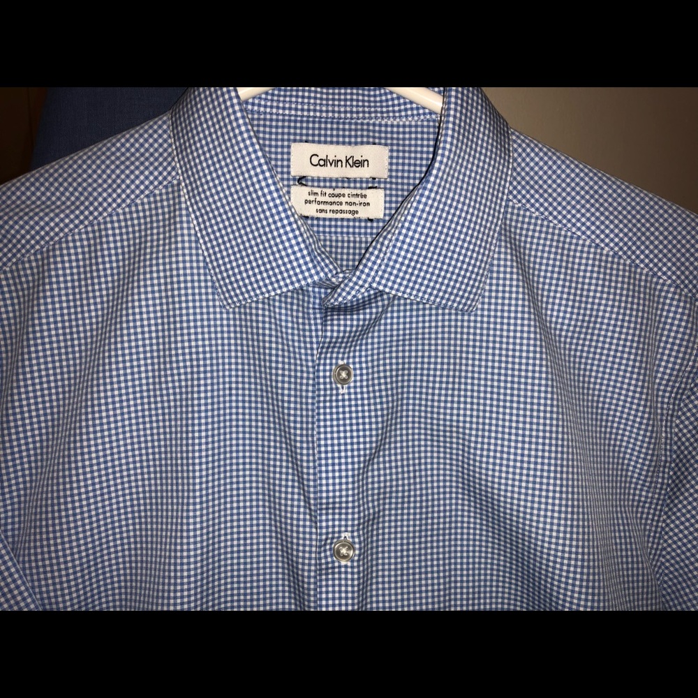 Calvin Klein Slim Fit 15.5 neck 32-33 Non Iron